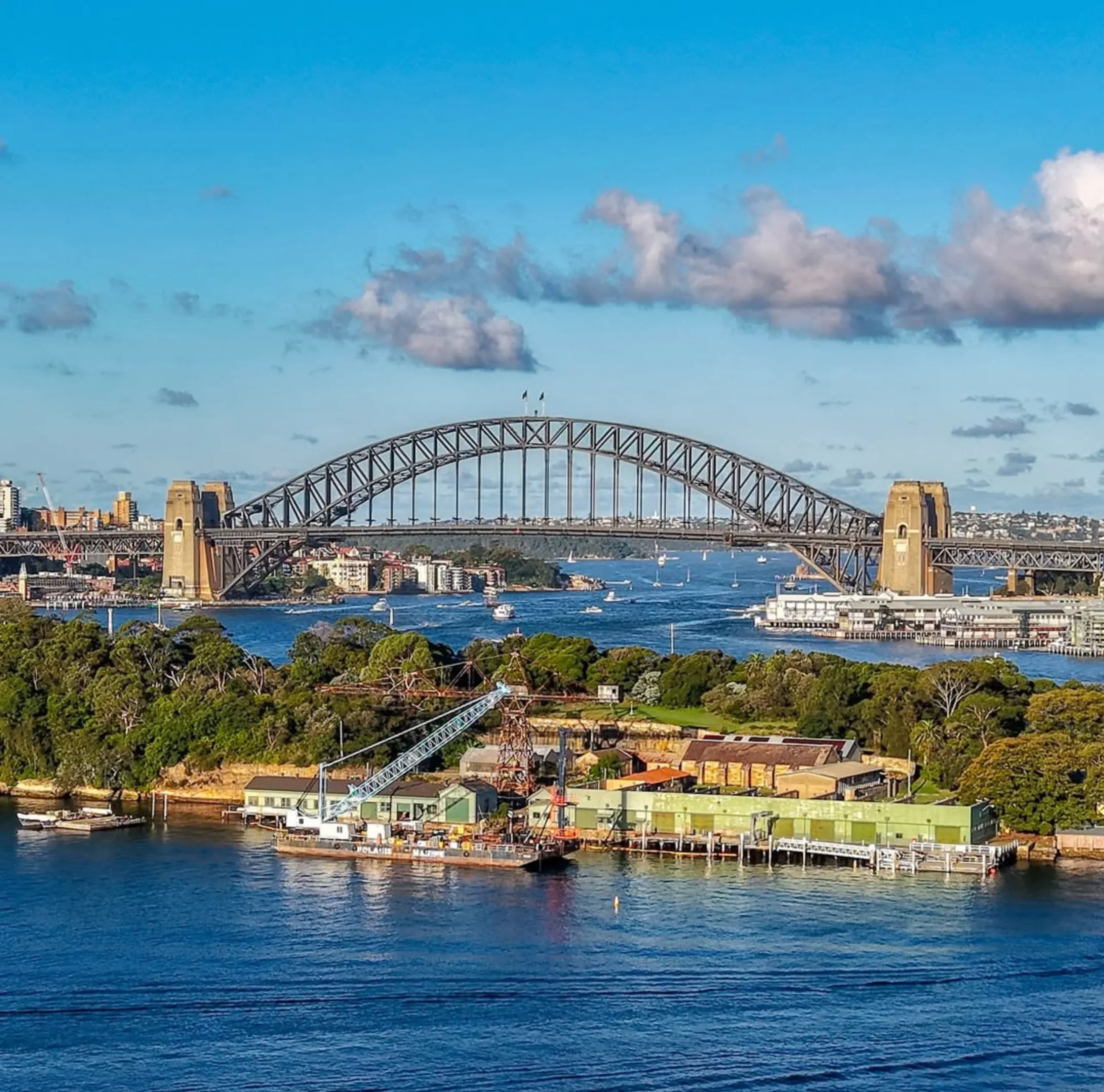 budget travel Sydney tips